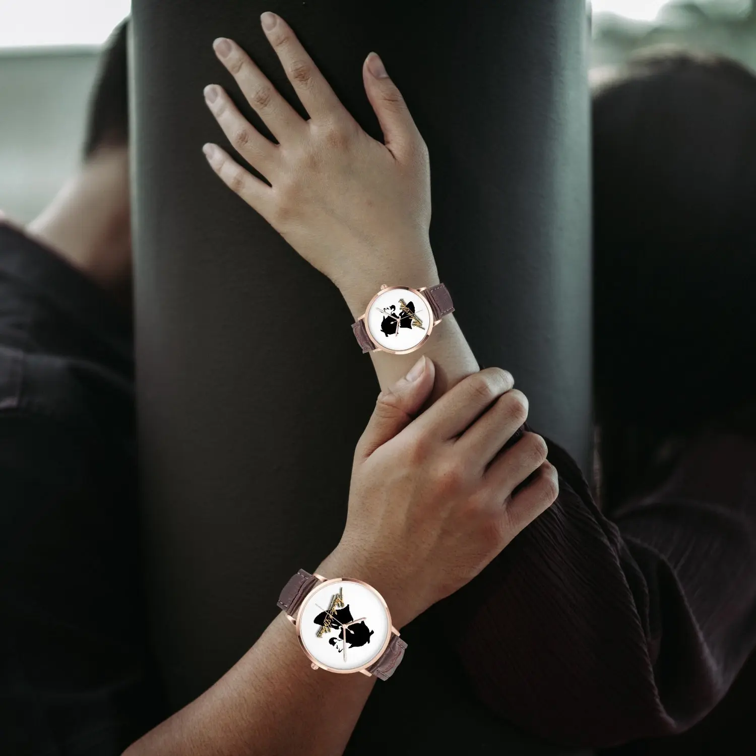 The Sherlock Holmes Company - Classic Silhouette and Signature - Quartz Watch - Image 37